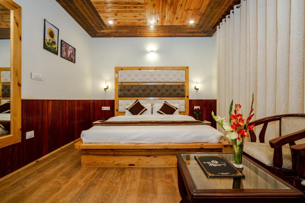 Hotel Vaibhav Regency Manāli Exterior foto